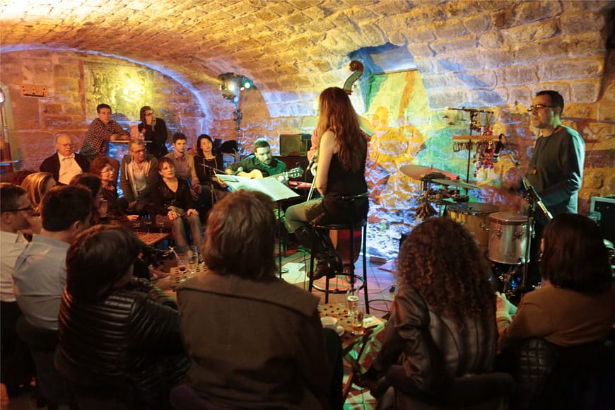 Concert Afinidades na Cav38'Riv (Paris) com Valérie Marienval, Júlio Gonçalves e Christien Duperray 15avril2014.